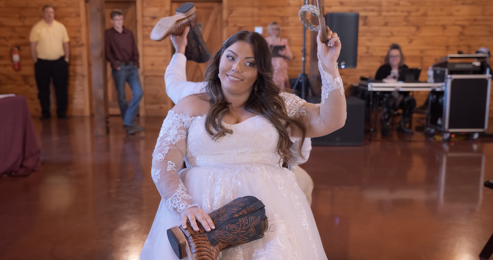 03 Shaina Wedding Edit v01_01_04_01_16-rescaled-standard v2-2x-faceai v2 WEB