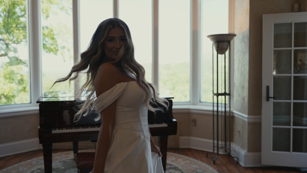 Sneak Peek FAVE$_02_40_25_18